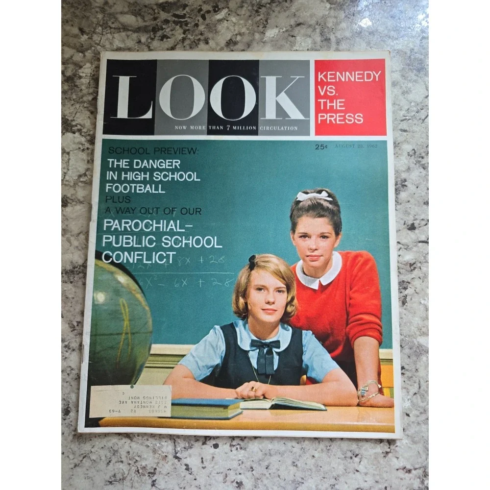 Look Magazine August 28, 1962 Volume 26 No. 18